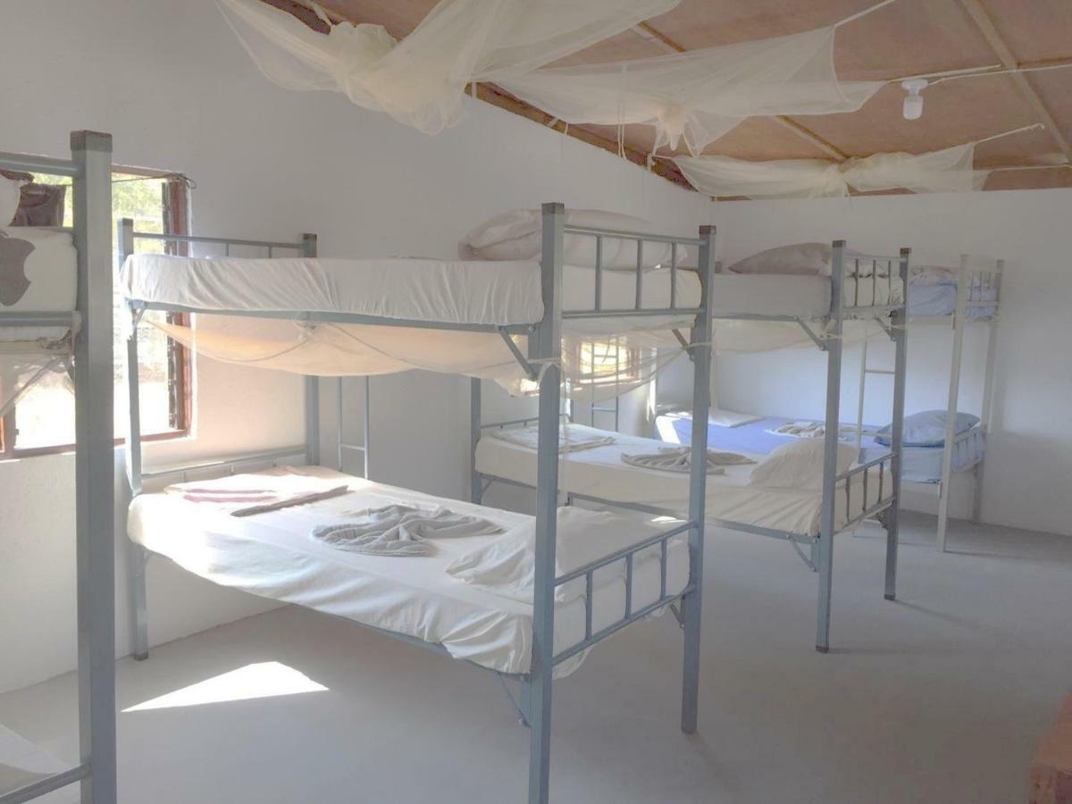 Atauro Dive Resort Backpackers Hostel Beloi 외부 사진