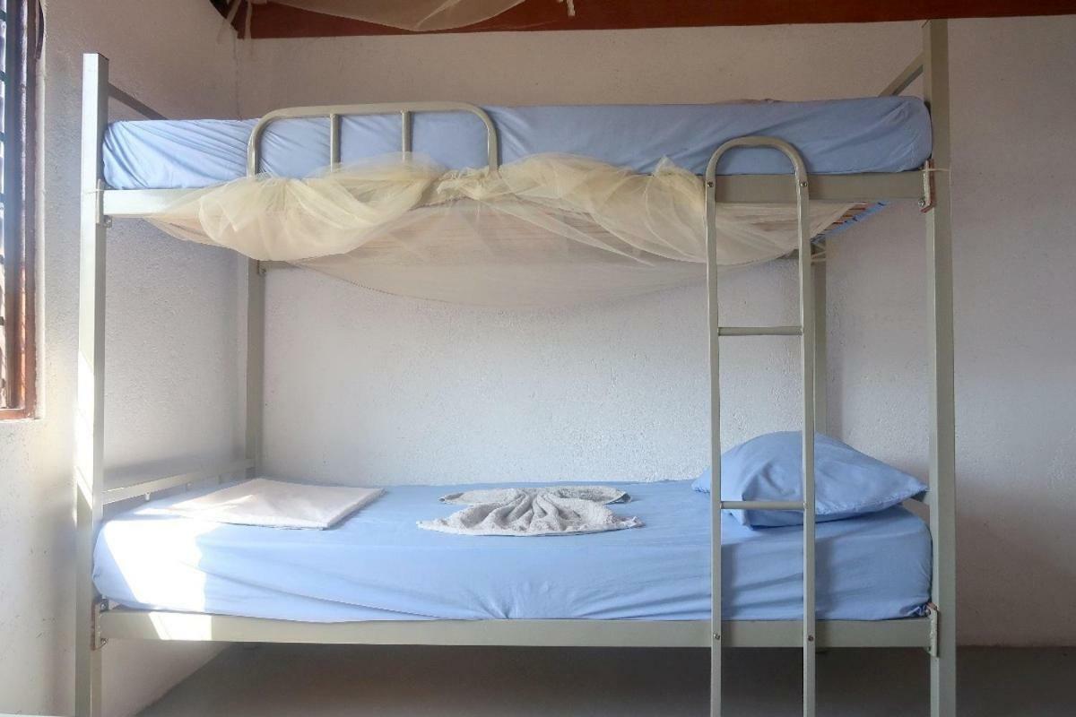 Atauro Dive Resort Backpackers Hostel Beloi 외부 사진